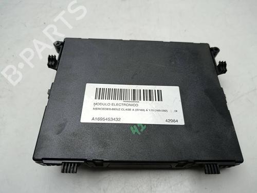 Used Electronic module Electronic module MERCEDES-BENZ A-CLASS (W169) A 180 (169.032, 169.332) (116 hp) 40182178 40182178