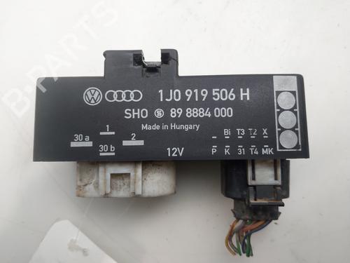 Used Electronic module Electronic module VW GOLF IV (1J1) 1.9 TDI (110 hp) 34713419 34713419