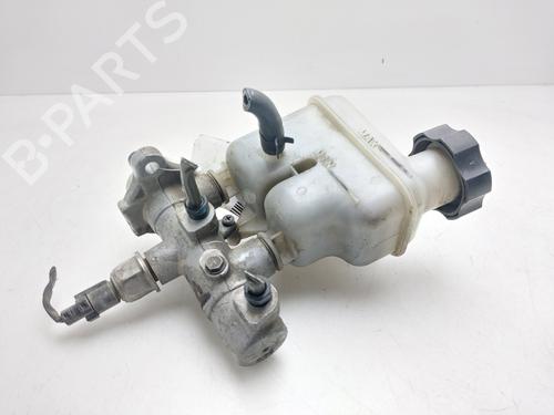 Used Brake master cylinder Brake master cylinder 37148957 37148957