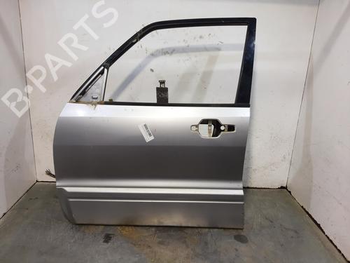 Used Left front door MITSUBISHI PAJERO III (V7_W, V6_W) 3.2 Di-D (V68W) (160 hp) 16038745