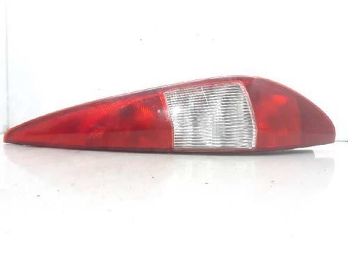 Used Right taillight FORD MONDEO III Turnier (BWY) 2.0 16V TDDi / TDCi (115 hp) 6325682