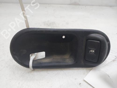 Used Left front window switch LAND ROVER DISCOVERY II (L318) 2.5 Td5 4x4 (139 hp) 18111232