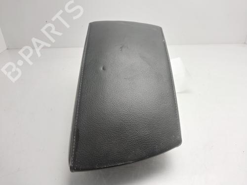 Used Armrest / Center console Armrest / Center console 36938679 36938679