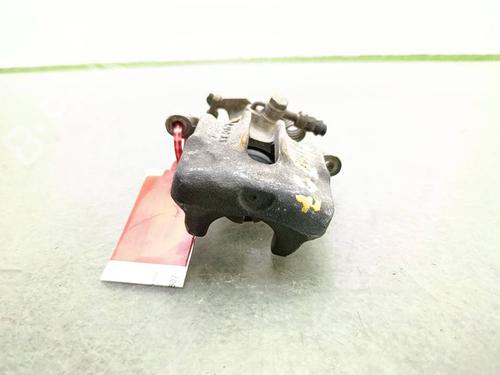 Used Right rear brake caliper Right rear brake caliper MITSUBISHI CARISMA (DA_) 1.9 DI-D (DA5A) (115 hp) 39385657 39385657