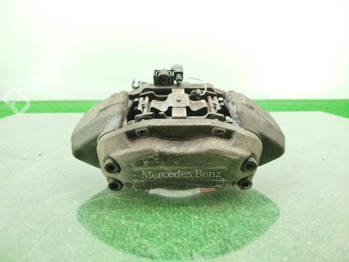 Used Right front brake caliper MERCEDES-BENZ M-CLASS (W163) ML 400 CDI (163.128) (250 hp) 27864769