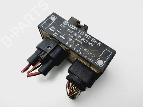 Used Electronic module SEAT LEON (1M1) 1.9 TDI (90 hp) 31914835