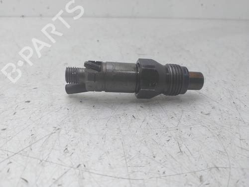 Used Injector PEUGEOT 205 I (741A/C) 1.7 Diesel (60 hp) 30772441