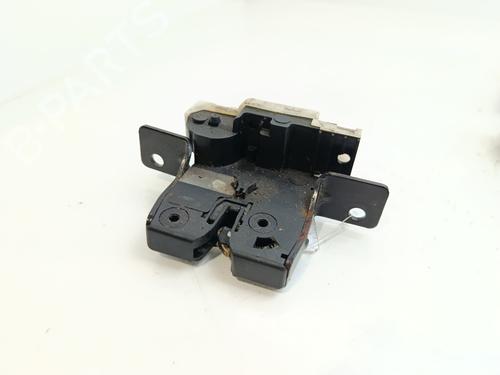 Bagklap lås RENAULT CLIO III (BR0/1, CR0/1) 1.4 16V (98 hp) 28208419