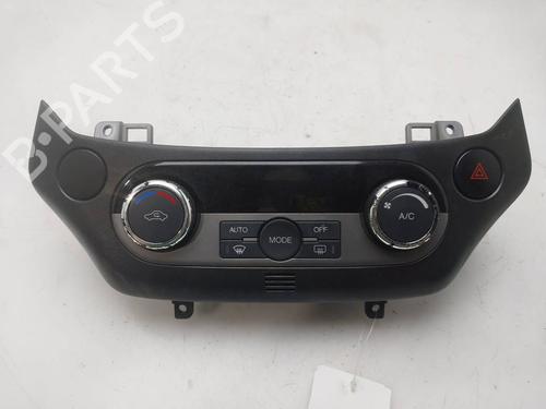 Used Climate control Climate control 38642380 38642380