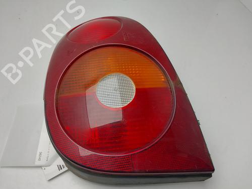 Feu arrière droit RENAULT MEGANE I Coach (DA0/1_) 1.4 16V (DA0D, DA1H, DA0W, DA10) (95 hp) 32018074