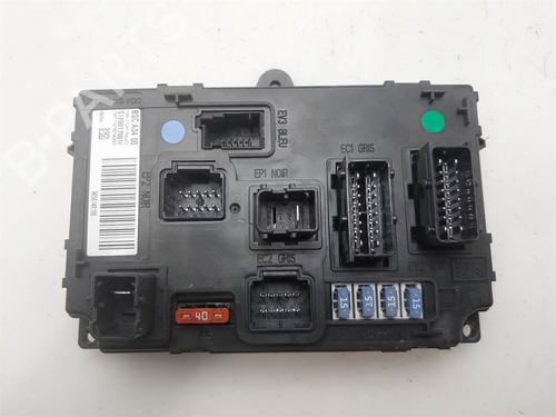 Fuse box CITROËN C6 (TD_) 2.7 HDi | BP38433902E1 - Image 1