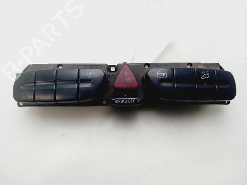 Used Warning switch MERCEDES-BENZ C-CLASS Coupe (CL203) C 220 CDI (203.706) (143 hp) 31876957
