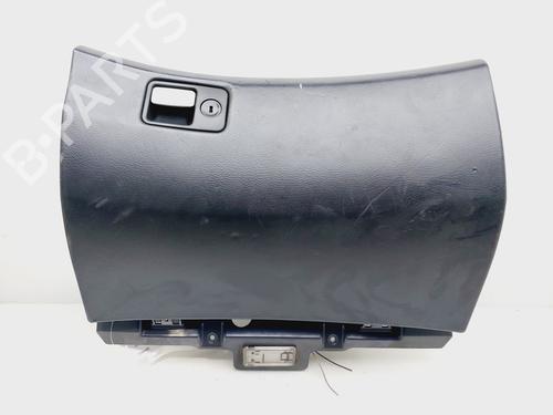 Used Glove box VOLVO S80 I (184) D5 (163 hp) 30930197