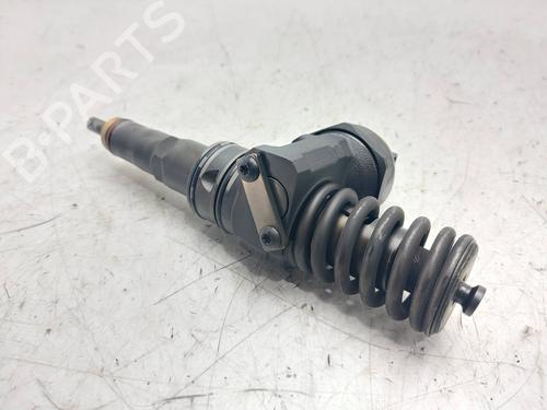 Injector SEAT LEON (1P1) 1.9 TDI | BP30121175M100