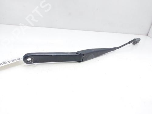 Used Front windshield wiper arm FORD FIESTA VI (CB1, CCN) 1.6 Ti (120 hp) 15507569