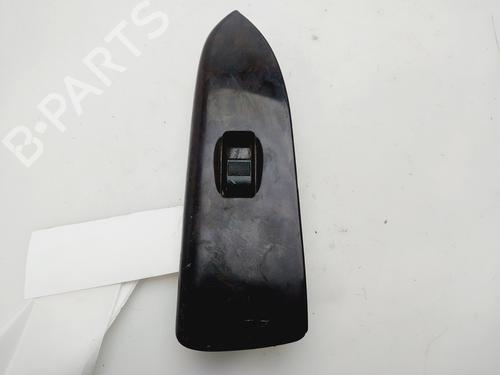 Højre fortil elrude kontakt MAZDA 626 V Hatchback (GF) 2.0 TD (GFFP) (110 hp) 31979081