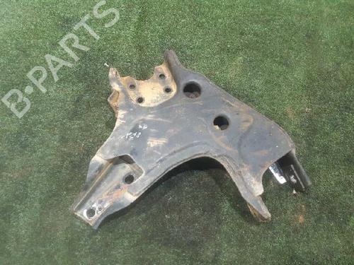 Used Right front suspension arm FORD MAVERICK (UDS, UNS) 2.7 TD (100 hp) 5408953