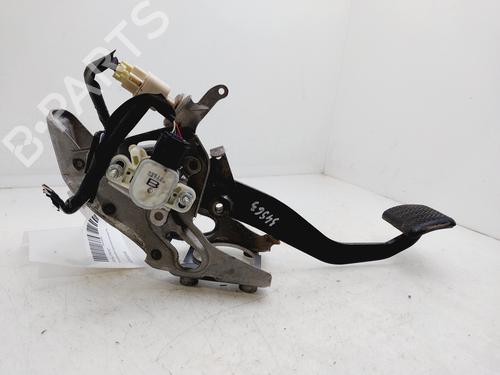 Break pedal TOYOTA AURIS (_E18_) 1.8 Hybrid (ZWE186_, ZWE186R) | BP21538759I19 