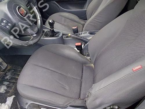 Cylinder head SEAT LEON (1P1) 1.4 TSI | BP30144889M5