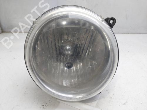 Right headlight JEEP CHEROKEE (KJ) 2.5 CRD 4x4 (143 hp) 16946793