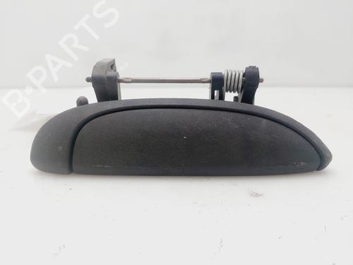 Używane Klamka zewnętrzna drzwi przednich prawych RENAULT CLIO II (BB_, CB_) 1.2 (BB0A, BB0F, BB10, BB1K, BB28, BB2D, BB2H, CB0A,... (58 hp) 28575944