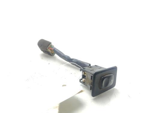 Used Left rear window switch MITSUBISHI GALLOPER (JK-01) 2.5 TD intercooler (99 hp) 29604165