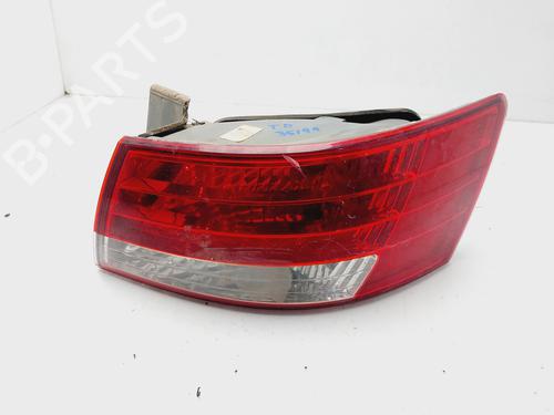 Used Right taillight HYUNDAI SONATA V (NF) 2.0 CRDi (140 hp) 26200196