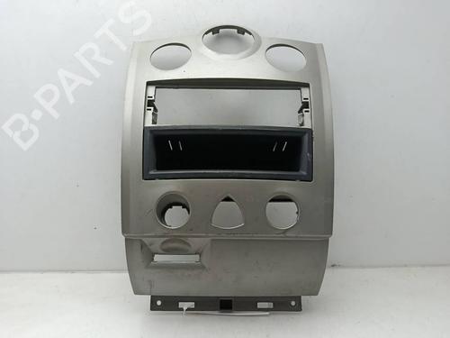 Used Middle console Middle console RENAULT MEGANE II (BM0/1_, CM0/1_) 1.5 dCi (BM02, BM13, BM2A, CM02, CM13) (101 hp) 39691466 39691466