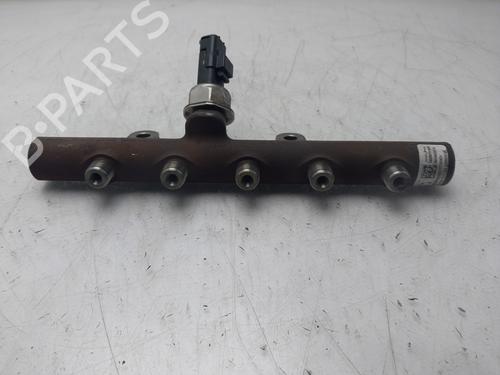 Used Injection rail Injection rail RENAULT MEGANE III Hatchback (BZ0/1_, B3_) 1.5 dCi (86 hp) 35986893 35986893