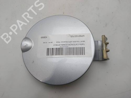 Used Fuel flap Fuel flap 39502130 39502130