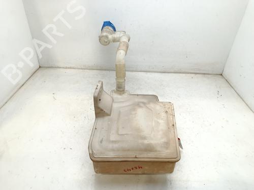 Used Windscreen washer tank Windscreen washer tank 39562587 39562587