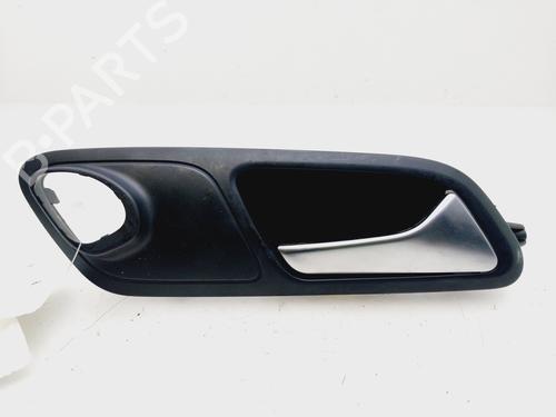 Used Rear right interior door handle Rear right interior door handle 30508245 30508245
