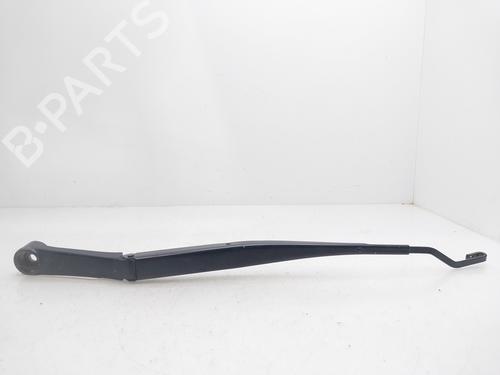 Used Front windshield wiper arm KIA SPORTAGE III (SL) 1.7 CRDi (116 hp) 24396319