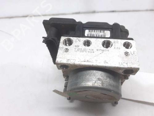 Used ABS pump FIAT BRAVO II (198_) 1.4 T-Jet (198AXG1B) (120 hp) 5386036