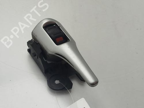 Venstre foran invendig håndtak TOYOTA AURIS (_E15_) [2006-2013]  32348412