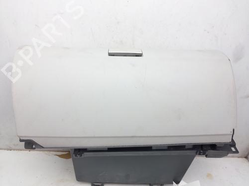 Used Glove box MERCEDES-BENZ A-CLASS (W169) A 160 (169.031, 169.331) (95 hp) 15229266