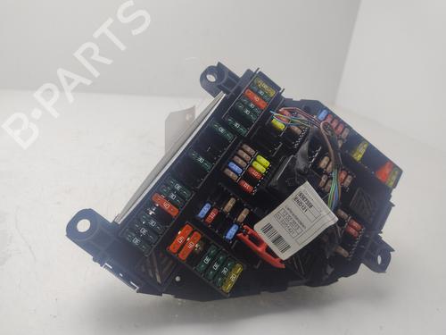 Used Fuse box BMW 5 (F10) 525 d xDrive (218 hp) 30309148