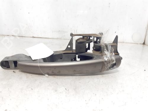 Used Front left exterior door handle PEUGEOT 208 I (CA_, CC_) 1.4 HDi (68 hp) 8372105