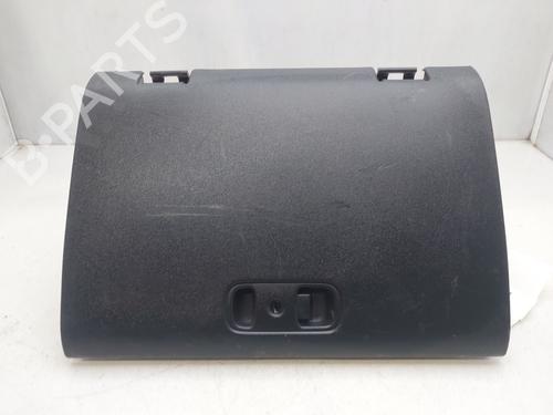 Used Glove box MITSUBISHI PAJERO III (V7_W, V6_W) 3.2 Di-D (V68W) (160 hp) 17959558