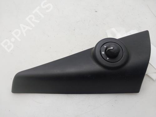 Mando retrovisor Mando retrovisor FIAT 500L (351_, 352_) [2012-2026] 35986840 35986840