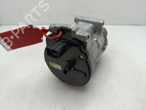 Used AC compressor TOYOTA YARIS CROSS (MXP_) 1.5 Hybrid (MXPJ10) (116 hp) 29408414