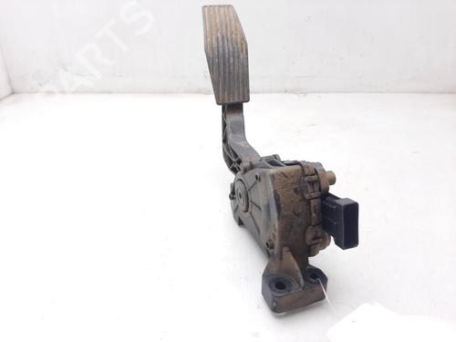 Used Pedal OPEL VECTRA C GTS (Z02) 1.9 CDTI (F68) (120 hp) 17471461