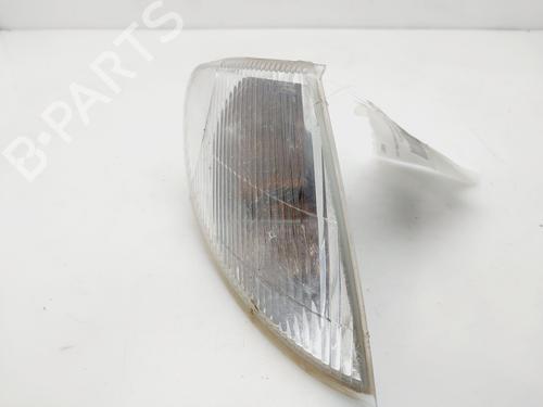 Clignotant avant droit RENAULT MEGANE I (BA0/1_) 1.9 D Eco (BA0A, BA0U, BA0R) (64 hp) 31939662