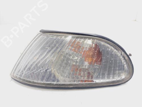 Used Left front indicator HYUNDAI SONATA III (Y-3) 2.0 i 16V (139 hp) 26448809