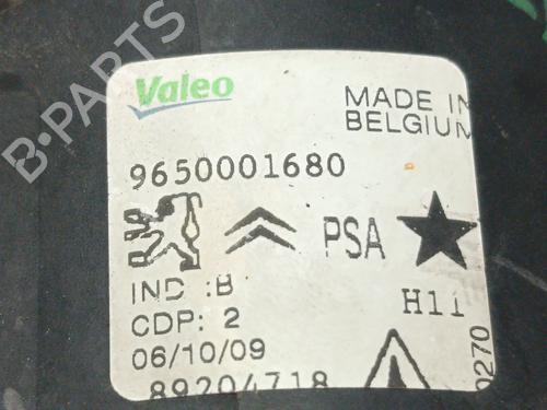 Right front fog light CITROËN C5 I (DC_) 2.0 16V (DCRFNC, DCRFNF) | BP30563219C31