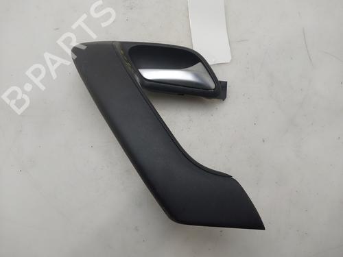 Used Front right interior door handle Front right interior door handle 38056457 38056457