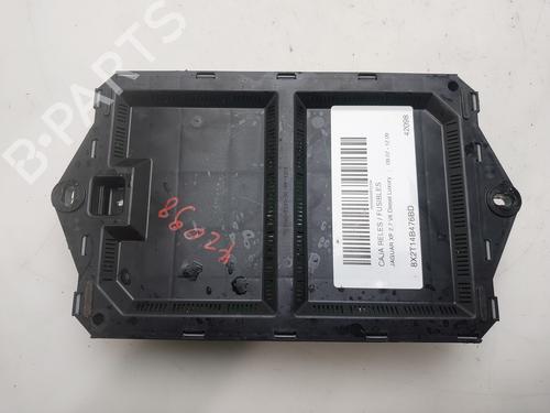 Fuse box JAGUAR XF I (X250) 2.7 D | BP37184718E1 - Image 2