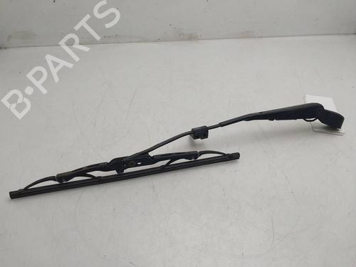 Used Rear windshield wiper arm Rear windshield wiper arm KIA SORENTO I (JC) 2.5 CRDi 4WD (140 hp) 39691717 39691717