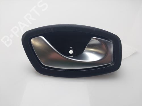 Used Rear right interior door handle RENAULT CLIO IV (BH_) [2012-2021]  16166273
