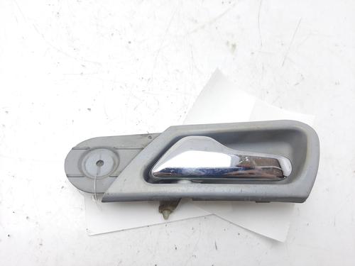 Used Front left interior door handle MERCEDES-BENZ C-CLASS (W203) C 320 (203.064) (218 hp) 13654964